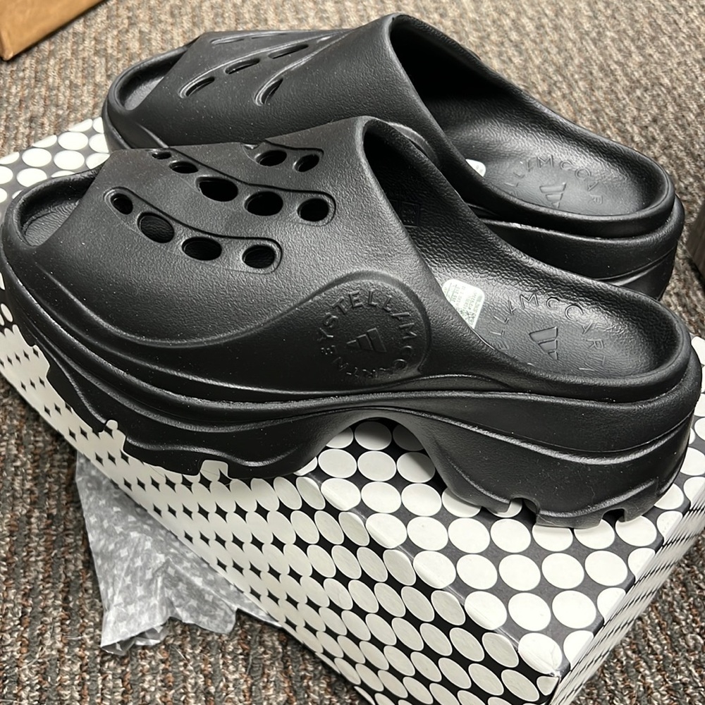Stella McCartney x Adidas platform slides